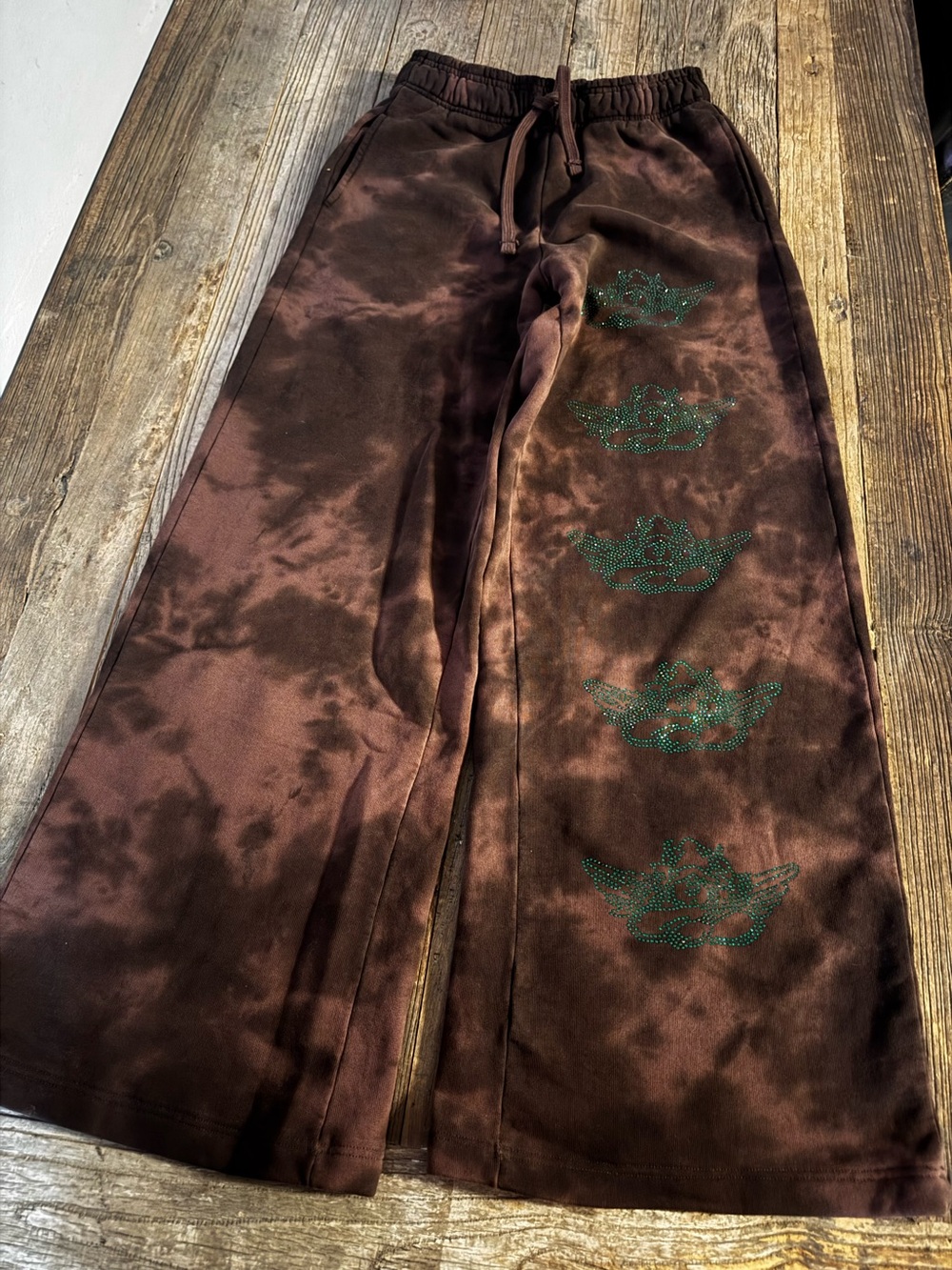 BOYS LIE BROWN TIE DYE SWEATPANTS. Size M. NWT. 🤎💚